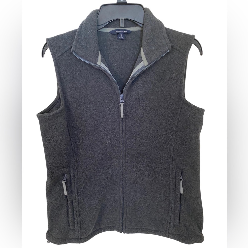 Lands End Sleeveless Vest, Size XS(2-4), Excellent Condition - Handled with Care